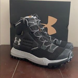 Under armor, Gortex, Michelin hiking boots.